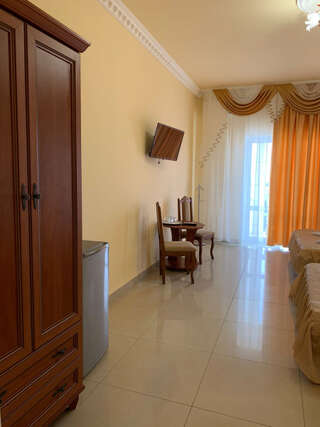 Гостиница Акрополь Николаевка 3Х МЕСТНЫЙ НОМЕР-4