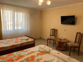 Гостиница Акрополь Николаевка 4ЭТ НОМЕРА БЕЗ БАЛКОНА-1